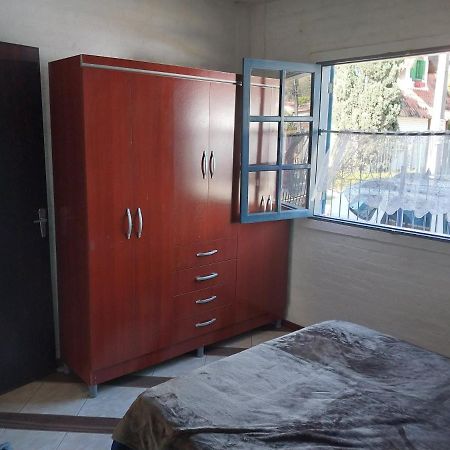 Passa Quatro- CASA INTEIRA RUSTICA para até 9 pessoas Exterior foto